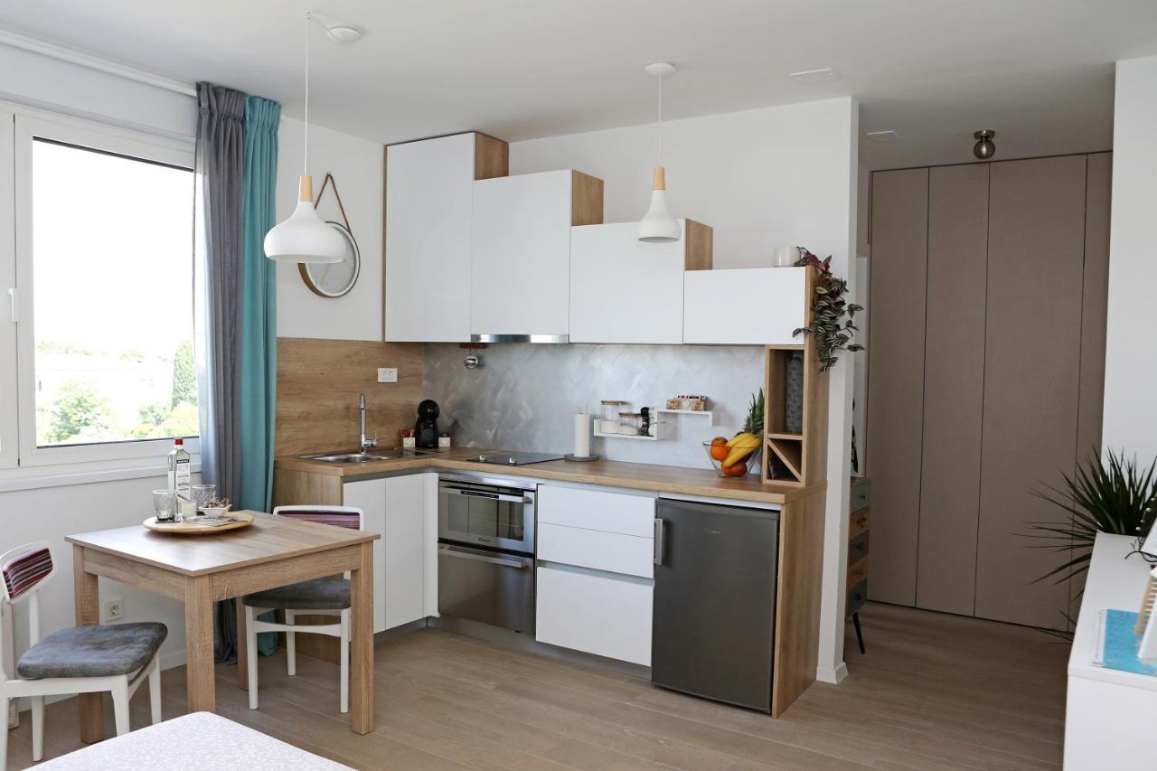 Studio Apartment Camino With Parking Задар Екстериор снимка